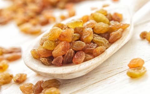 تصویر 3 از قیمت خرید کشمش تیزابی طلایی + فروش ویژه